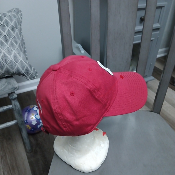 adidas Adults Red Cap with Letter I Indiana Hoosiers - Picture 5 of 6